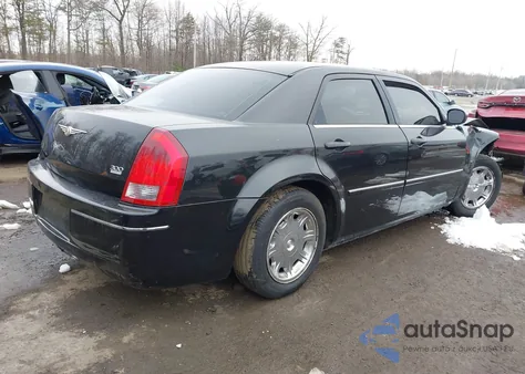 2006 Chrysler 300 Touring z USA, uszkodzony, nr VIN 2C3KA53G86H428631